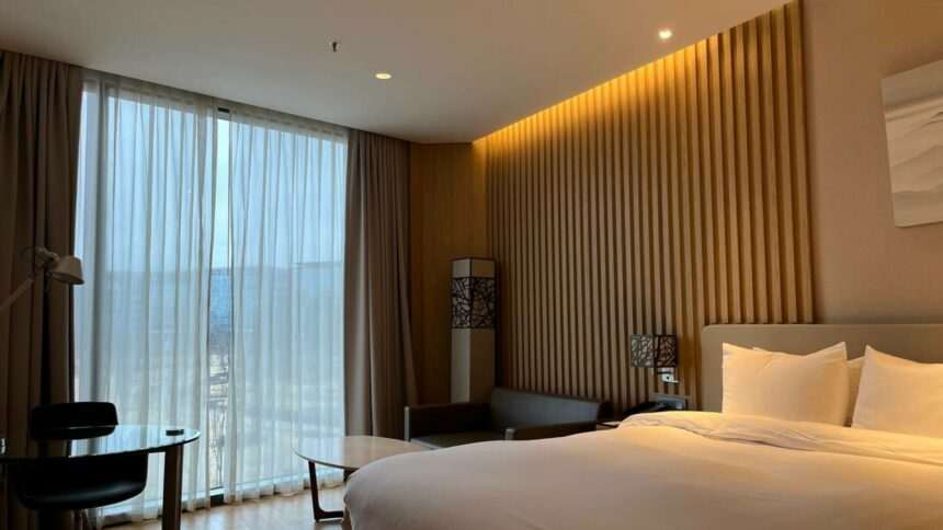 img-1001 Tragedie în Dakota de Sud: Copil de un an căzut de la fereastra unui hotel și a murit