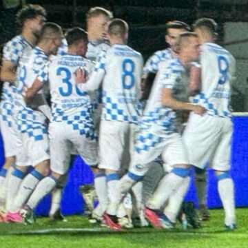 img-102 Corvinul Hunedoara umilește CFR Cluj în Cupa României