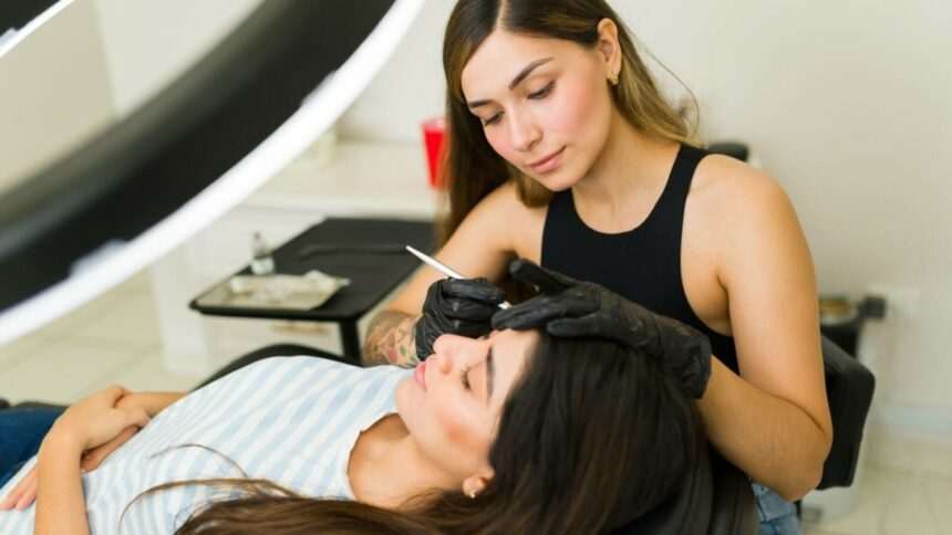 img-1040 5 motive pentru care să te înscrii la un curs profesional de microblading pentru sprâncene
