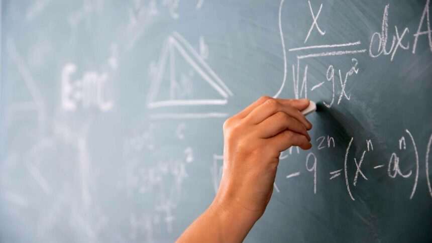 img-108 David-Andrei Anghel – Cel mai bun elev matematician din lume participă la Olimpiada Națională