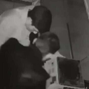 Hoții care au spart o măcelărie din Craiova