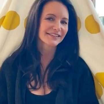 img-127 Kristin Davis, actrița din „Sex and the City”, la 59 de ani, după ce și-a dizolvat acidul hialuronic din față