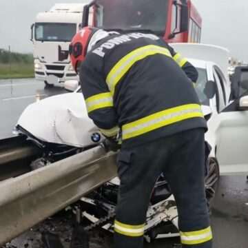 img-1317 Accident înfiorător pe A1. Un bărbat a murit după ce a intrat cu mașina în parapet