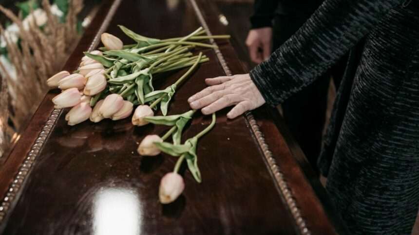 Puneți factorul spiritual mai presus de cel financiar – înmormântare accesibilă pentru orice buget