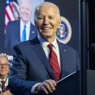 img-1376 Joe Biden ironizează pe Donald Trump și declarația sa despre dezinfectant