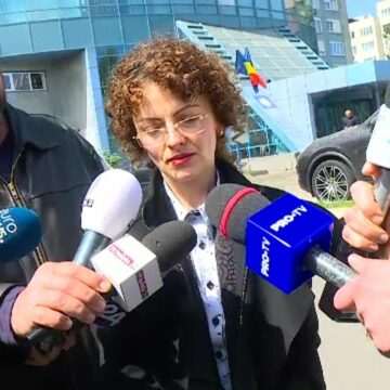 img-1381 Judecătoarea care întreba mestecând gumă dacă mortul de la 2 Mai e în sală