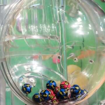 img-1404 Trageri Loto 6/49, joi, 25 aprilie. Report de peste 1,85 de milioane de euro la Noroc