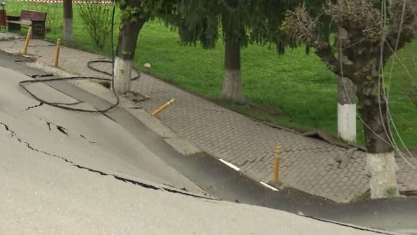 Reacții și controverse în urma surpării din Slănic, Prahova