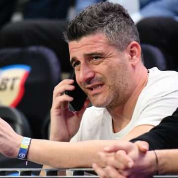 img-1501 Acuzații de introducere ilegală de materiale pirotehnice: Președintele clubului Rapid, Daniel Niculae, urmărit penal