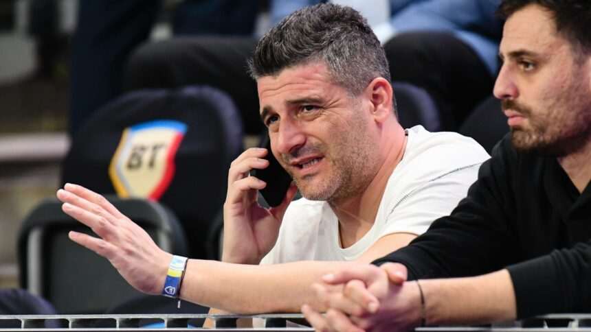 img-1501 Acuzații de introducere ilegală de materiale pirotehnice: Președintele clubului Rapid, Daniel Niculae, urmărit penal