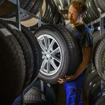 Trecerea la cauciucurile de vară. Când se schimbă cauciucurile de iarnă și cât costă montajul în 2024