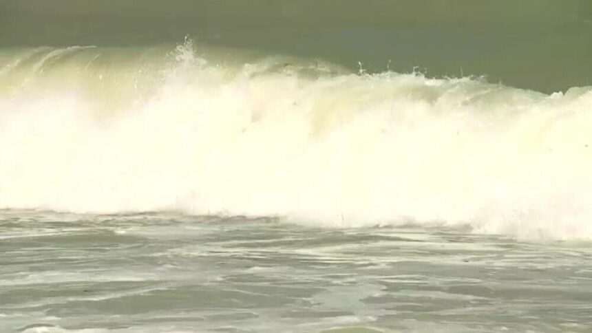 img-1601 Tragedie în stațiunea Mamaia de Florii: Bărbatul înecat găsit la mal. Șeful salvamarilor suspectează o lovitură la cap