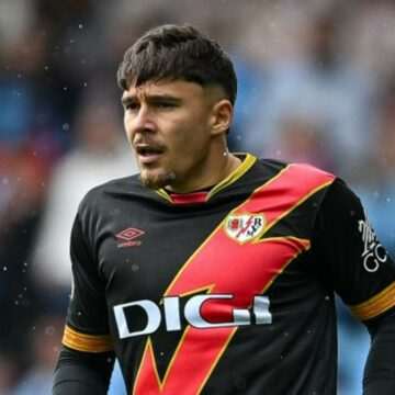 img-1625 Coșmar pentru Andrei Rațiu în Spania. Avionul echipei Rayo Vallecano a fost lovit de un fulger