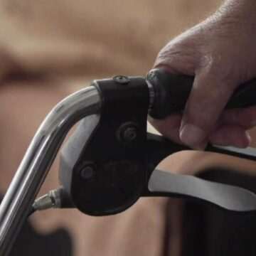 Creșterea cererii de îngrijitori la domiciliu pentru persoane în vârstă în România