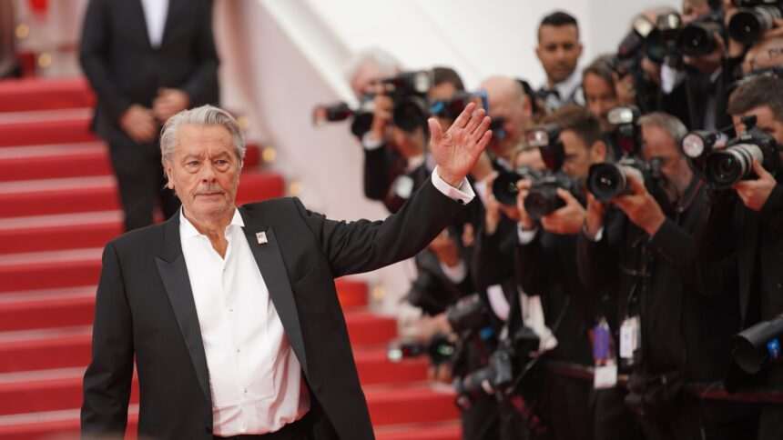 Alain Delon, plasat sub tutelă judiciară