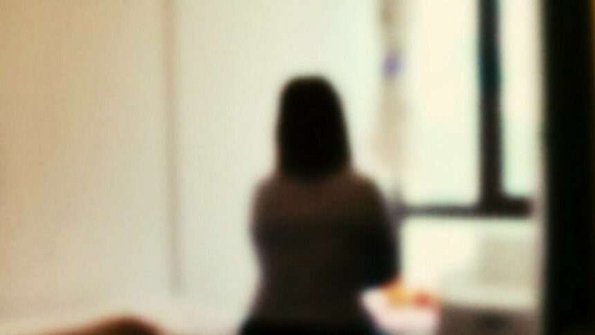 Fata de 12 ani din Vrancea victima unui caz de violență și șantaj din partea iubitului ei