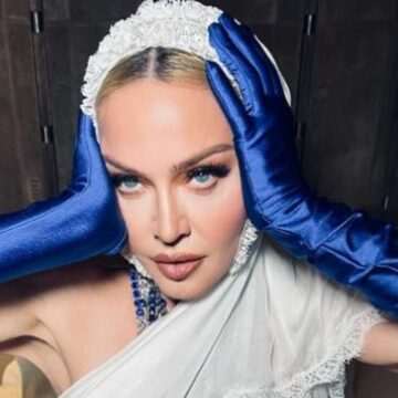 img-310 Madonna, dată în judecată de doi fani pentru întârzierea pe scenă