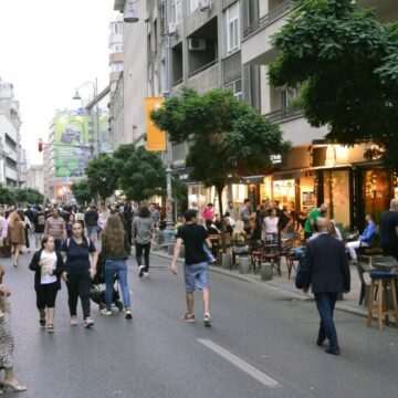 Calea Victoriei devine din nou pietonală în weekend