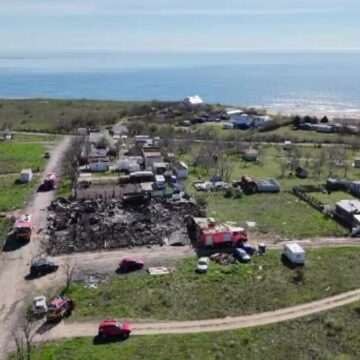 Incendiu devastator la un restaurant aproape de plaja sălbatică de la Corbu