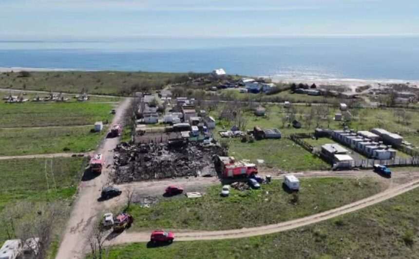 img-350 Incendiu devastator la un restaurant aproape de plaja sălbatică de la Corbu