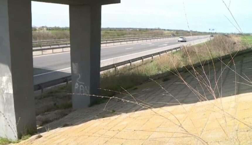 img-398 Identitatea femeii tranșate și aruncate pe A1 a fost descoperită de polițiști