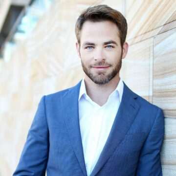 Transformarea uimitoare a actorului Chris Pine