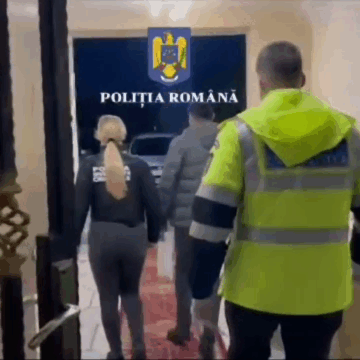 img-5 Operațiune de percheziție în Caraș-Severin: Suspecți de distribuire a conținutului video cu minori în ipostaze sexuale