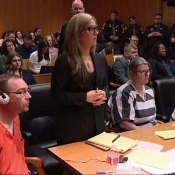 img-529 Părinții adolescentului criminal din SUA condamnați la închisoare