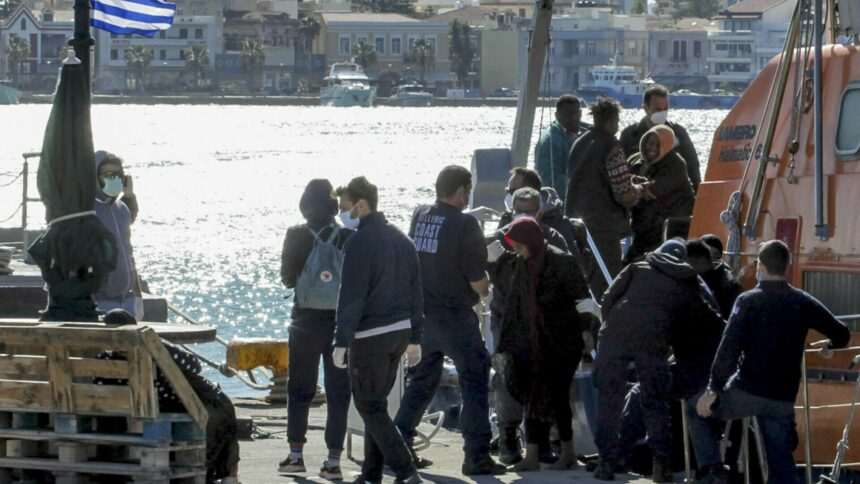 img-552 Tragedie în Grecia: Trei copii au decedat după ce o ambarcaţiune cu migranţi s-a răsturnat în largul unei insule