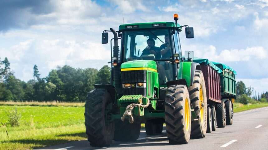 img-56 Tragedie în Galați: Un bărbat a murit strivit de tractorul pe care îl conducea neînmatriculat și fără permis