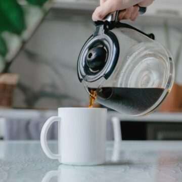 Cele mai bune espressoare pentru a avea parte de cafeaua perfectă în fiecare dimineață