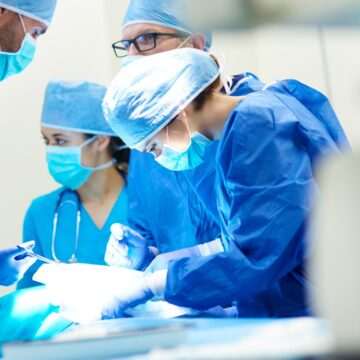 img-634 Fetiță de 6 ani operată de urgență după ce a înghițit 7 magneți