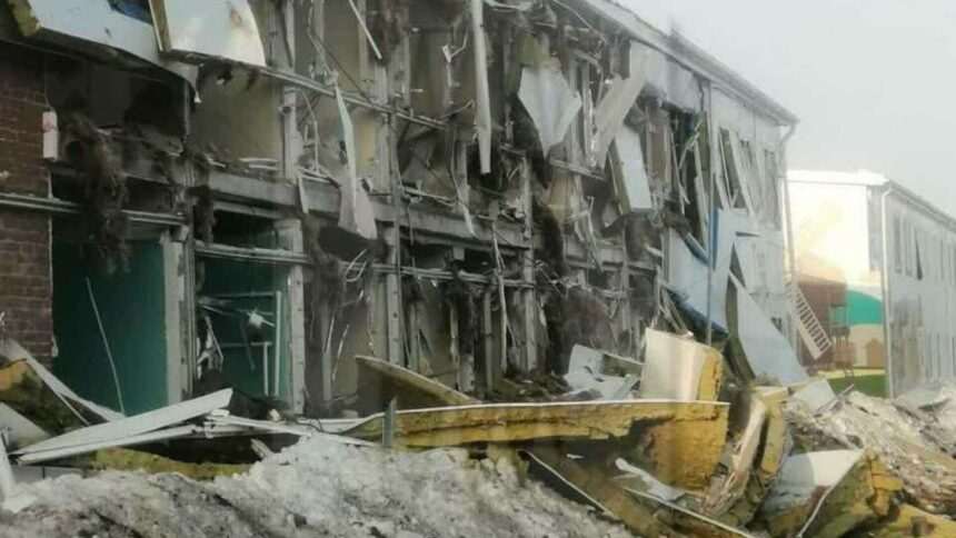 img-69 Atac cu drone din Ucraina în Rusia: Fabrici atacate și răniți