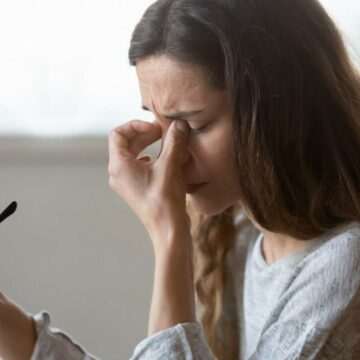 img-707 Descoperire uimitoare: Parazitul care a crescut în ochiul unei femei de 28 de ani