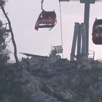 img-708 Tragedie în Turcia: Un mort și 7 răniți după prăbușirea unui pilon de teleferic