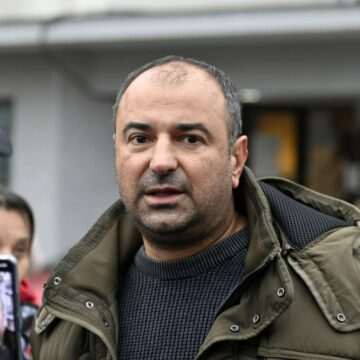 Soțul Dianei Șoșoacă căutat de Poliție – Ordin de protecție provizoriu emis