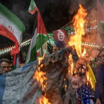 Tensiuni crescute între Iran și Israel după uciderea a doi generali iranieni de rang înalt