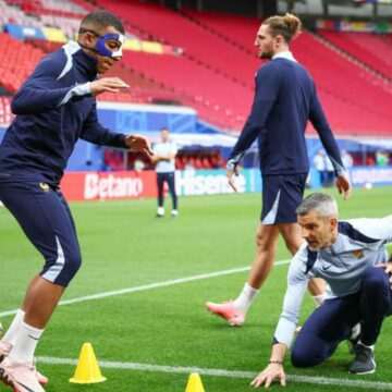 img-1036 Opt titulari s-au axat pe recuperare la antrenamentul de joi al Franţei la EURO 2024