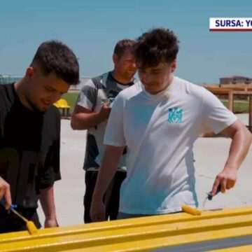 Cântărețul Babasha și vloggerul Selly se pregătesc pentru festivalul „Beach, Please!”