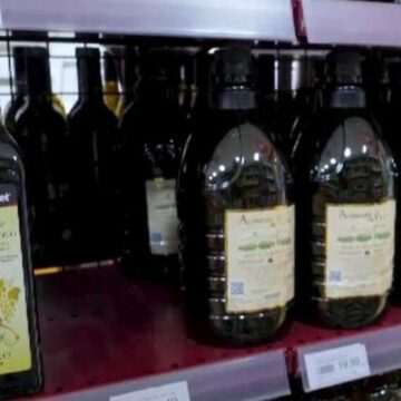 img-1123 Spania elimină temporar taxa pe vânzări la uleiul de măsline, după ce prețul a crescut cu 272%