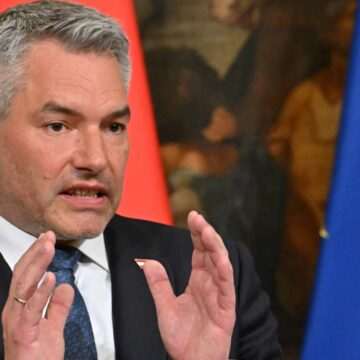 img-130 Alegeri legislative în Austria – Extrema dreaptă favorită