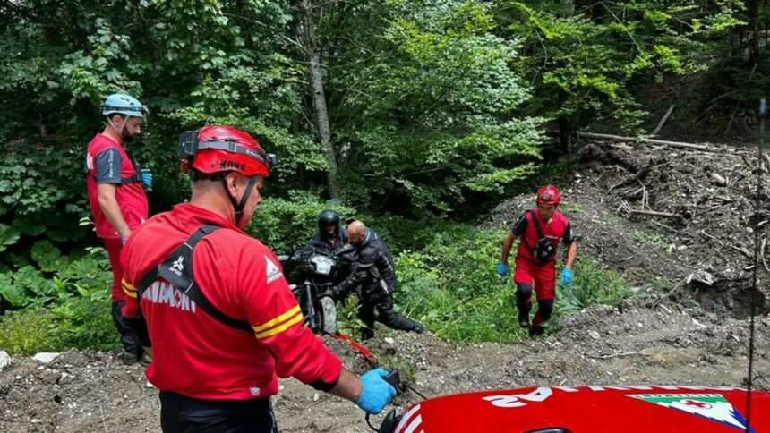 img-152 Tragedie în Parcul Național Ceahlău: Motociclist din Sibiu găsit mort în albia unui pârâu