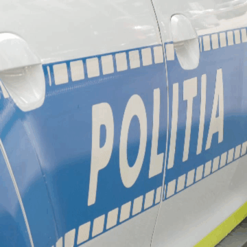 img-16 Bărbatul care a lovit o femeie pe trecerea de pietoni din București și a încercat să o împiedice să sune la 112