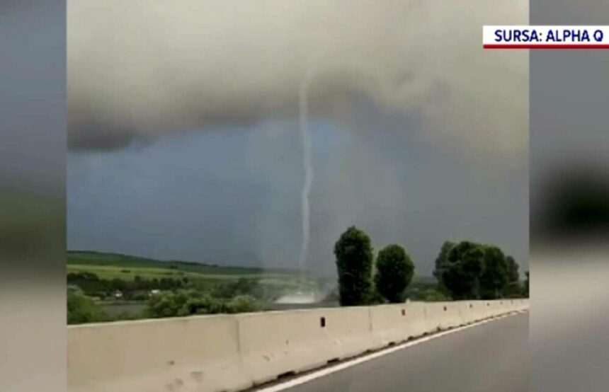 img-170 Fenomenul ciudat de pe lacul Mărtinești din Cluj: o trombă marină sau o tornadă anticiclonică?