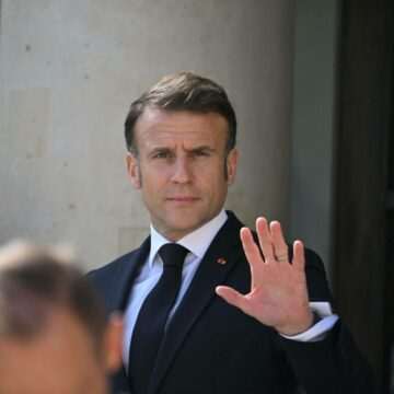 img-173 Liderul republicanilor din Franța, gata să-i dea lovitura de grație lui Macron