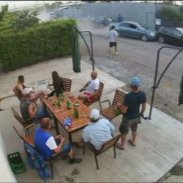 img-258 Incident șocant în Galați: Un bărbat a urmărit și a lovit cu mașina o polițistă