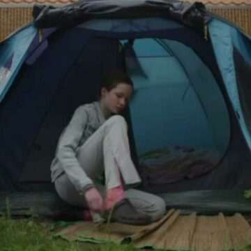 img-332 Isolda, fata de 12 ani care doarme într-un cort ca să salveze pinguinii