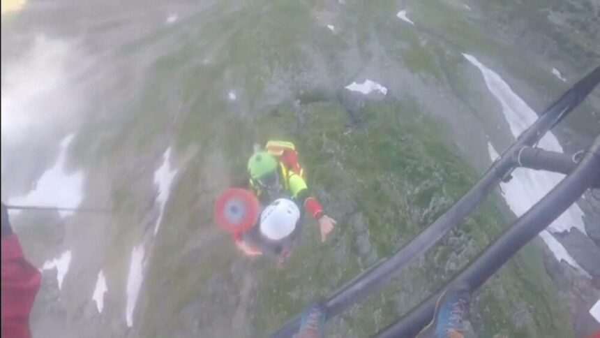 img-409 Intervenții dificile ale salvamontiștilor în weekend