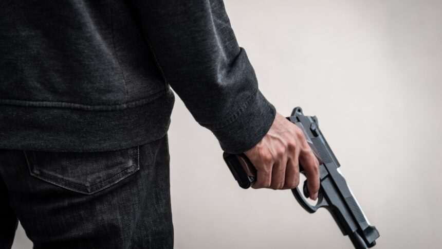 img-425 Soțul unei tinere din Hunedoara reținut pentru amenințare cu pistolul