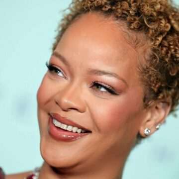 img-429 Rihanna vorbește despre provocările întâmpinate după cele două nașteri